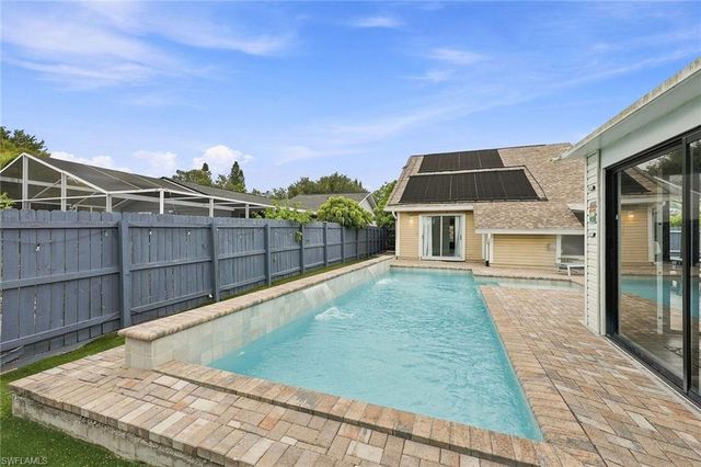 862 97th AVE N, Naples, FL 34108