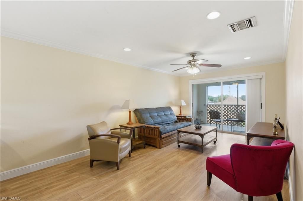 Image 13 of property listing at 4718 SE 5th AVE 9, Cape Coral, FL 33904