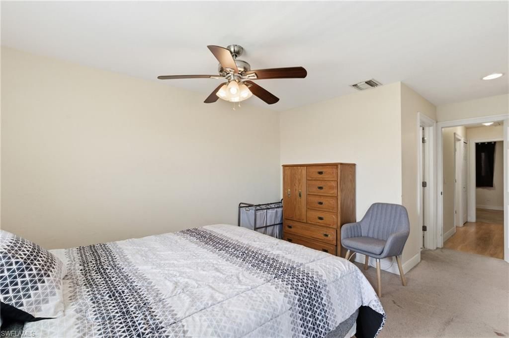 Image 19 of property listing at 4718 SE 5th AVE 9, Cape Coral, FL 33904