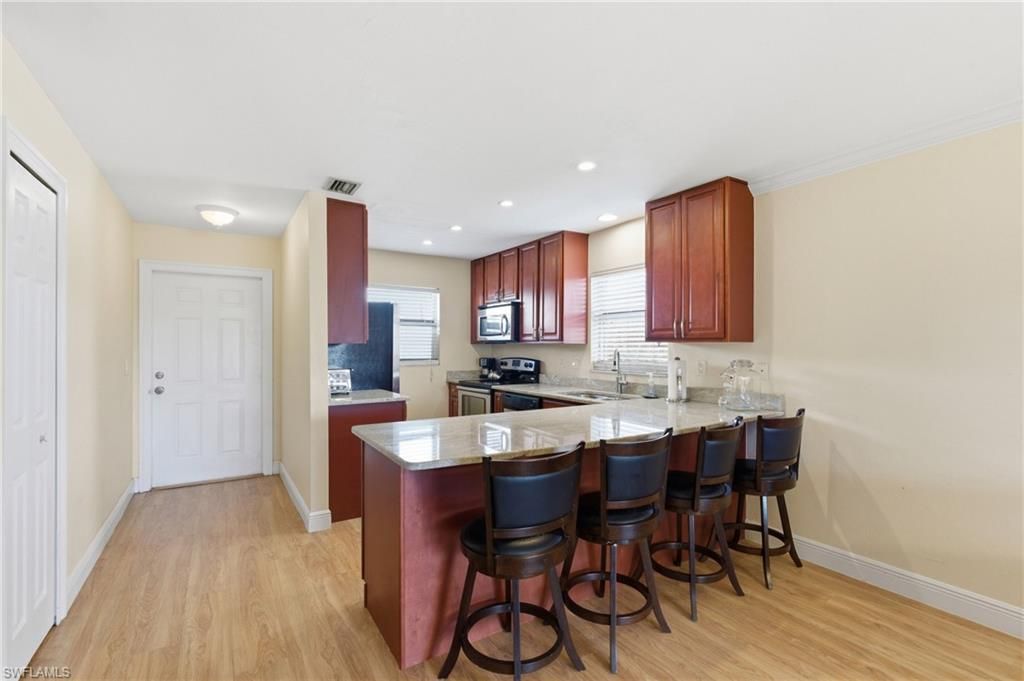 Image 2 of property listing at 4718 SE 5th AVE 9, Cape Coral, FL 33904