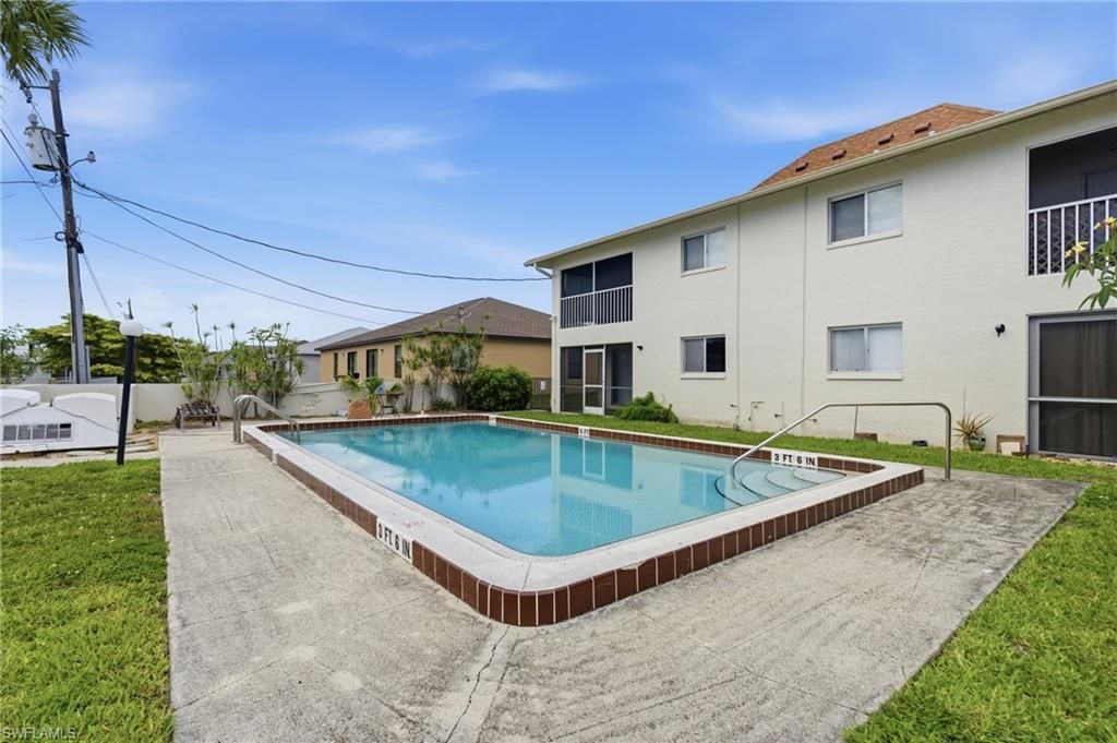 Image 32 of property listing at 4718 SE 5th AVE 9, Cape Coral, FL 33904