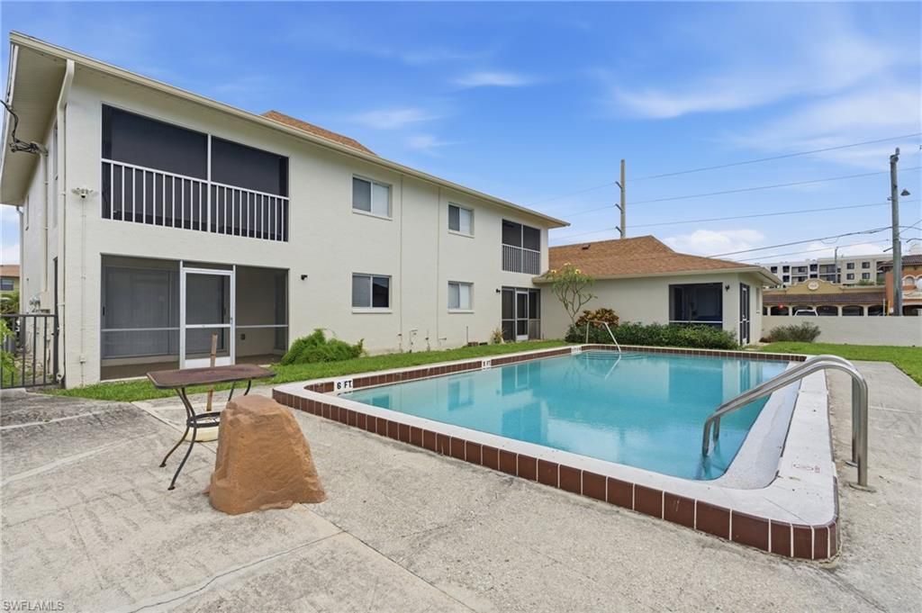 Image 33 of property listing at 4718 SE 5th AVE 9, Cape Coral, FL 33904