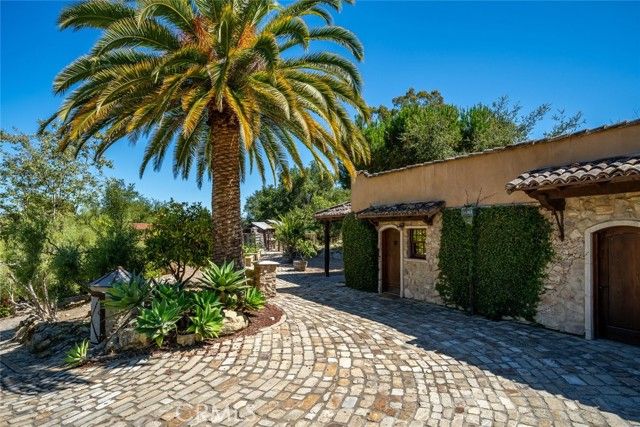 1155 Carpenter Canyon Road, Arroyo Grande, CA 93420
