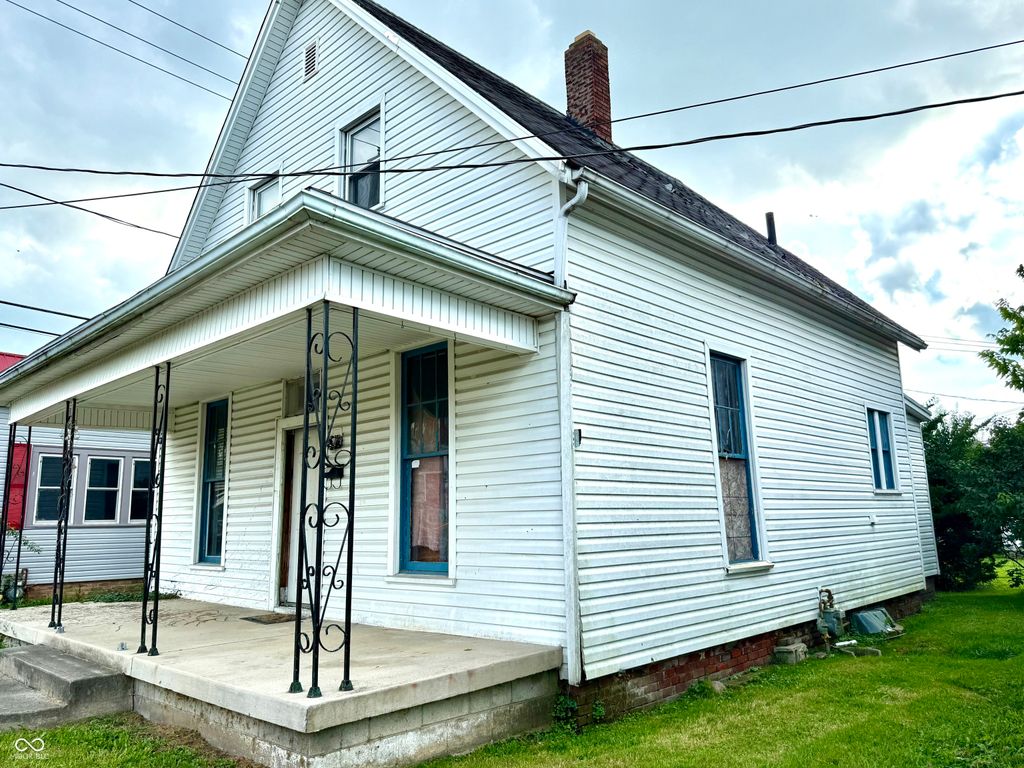 305 S Proud Street, Muncie, IN 47305