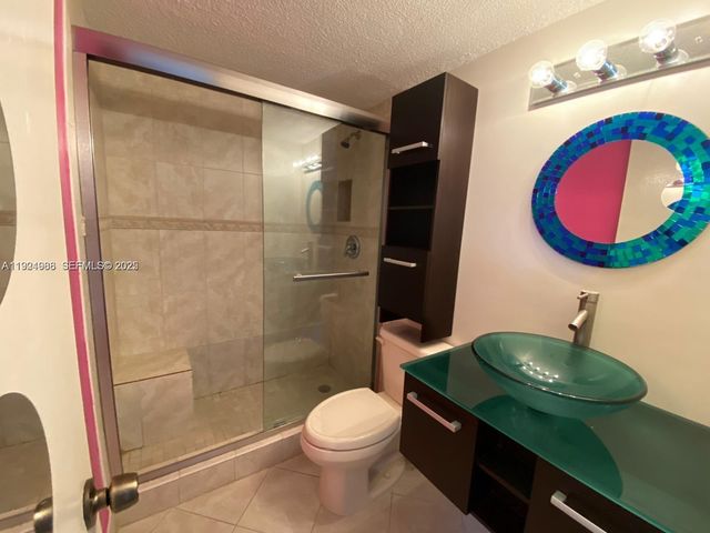 1800 79th St Cswy A212, North Bay Village, FL 33141