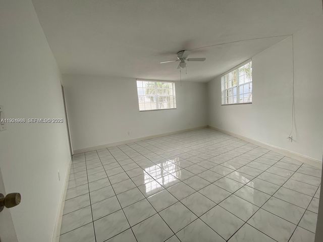 1800 79th St Cswy A212, North Bay Village, FL 33141