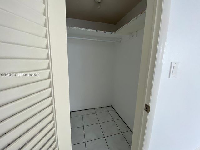 1800 79th St Cswy A212, North Bay Village, FL 33141