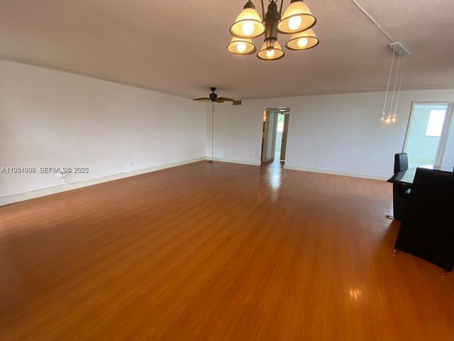 1800 79th St Cswy A212, North Bay Village, FL 33141