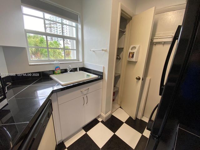 1800 79th St Cswy A212, North Bay Village, FL 33141