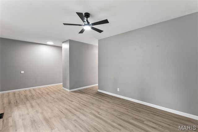 1480 Burning Tree Drive, Florissant, MO 63033