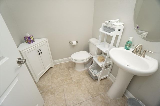 6303 S MACDILL AVENUE, Tampa, FL 33611