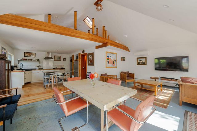 6 Daggett Lane 1-2, Provincetown, MA 02657