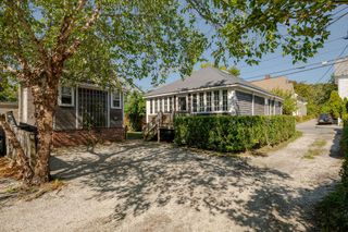 6 Daggett Lane 1-2, Provincetown, MA 02657
