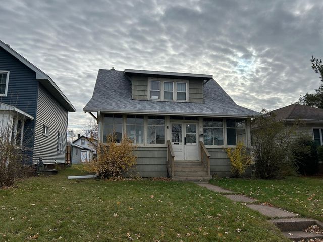 910 N 20th Street, Superior, WI 54880