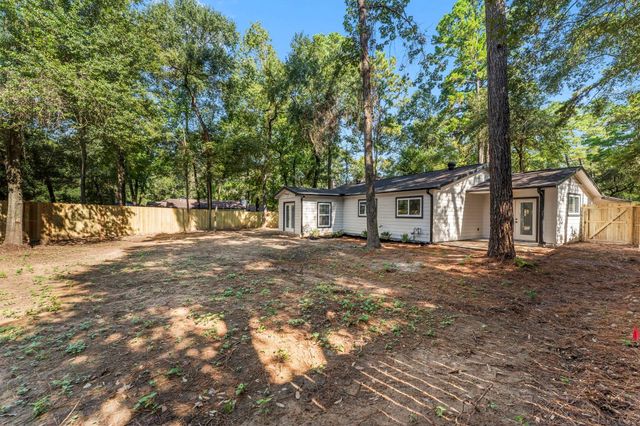 5 Canyon Oak Place, The Woodlands, TX 77380