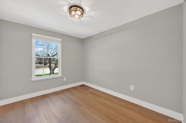 39427 Heatherheath Drive, Clinton Charter Township, MI 48038