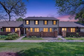 39427 Heatherheath Drive, Clinton Charter Township, MI 48038
