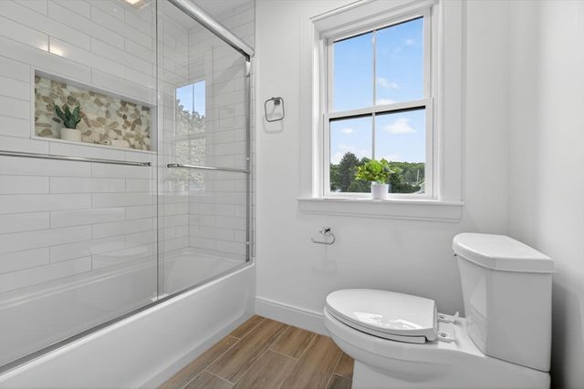 37 Maple Street, Lynnfield, MA 01940