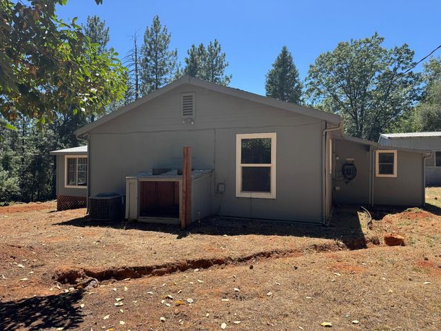 24665 Highway 88, Pioneer, CA 95666