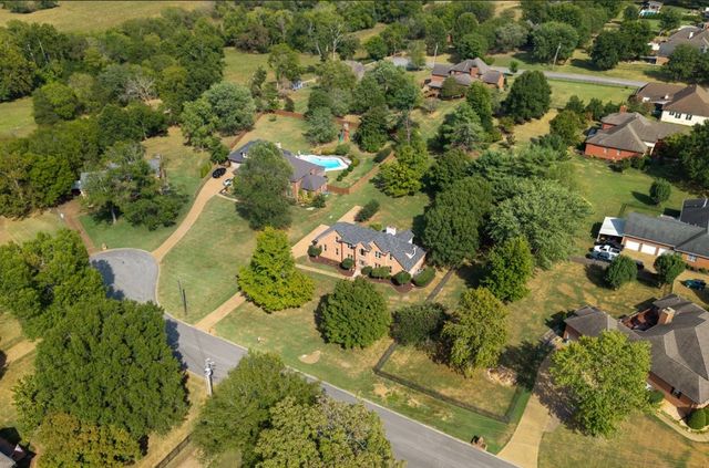 2202 Chadwick Ct, Mount Juliet, TN 37122