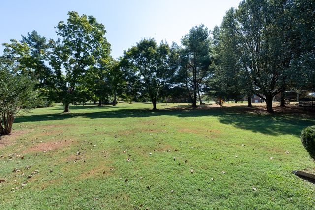 2202 Chadwick Ct, Mount Juliet, TN 37122