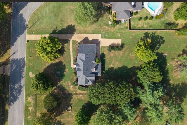 2202 Chadwick Ct, Mount Juliet, TN 37122