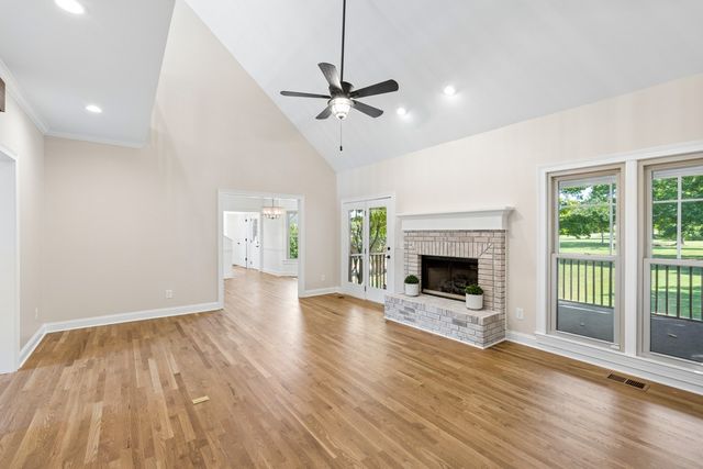 2202 Chadwick Ct, Mount Juliet, TN 37122