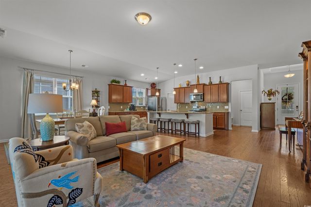 1225 Wind Swept Ct., Little River, SC 29566