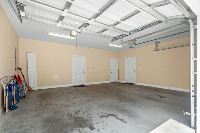 308 Shuffleboard Ct., Myrtle Beach, SC 29572