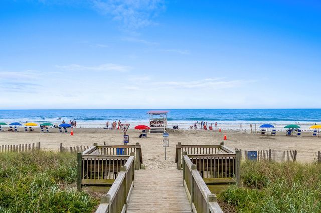 308 Shuffleboard Ct., Myrtle Beach, SC 29572