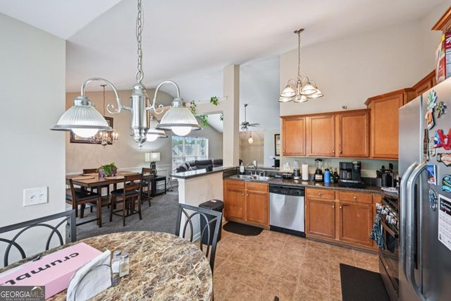 1066 Mcduffie Circle, Douglasville, GA 30134