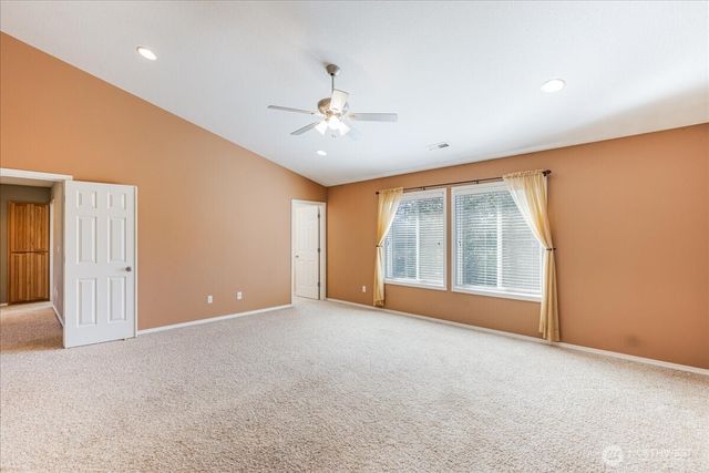 2104 NE 180th Place, Vancouver, WA 98684