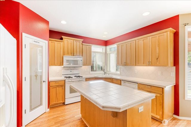 2104 NE 180th Place, Vancouver, WA 98684