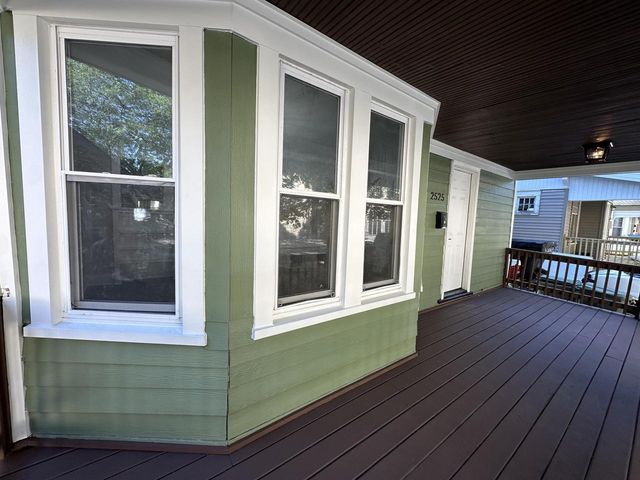 2525 N 44th STREET, Milwaukee, WI 53210