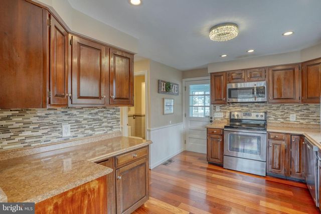 1078 SMITHBRIDGE, Glen Mills, PA 19342