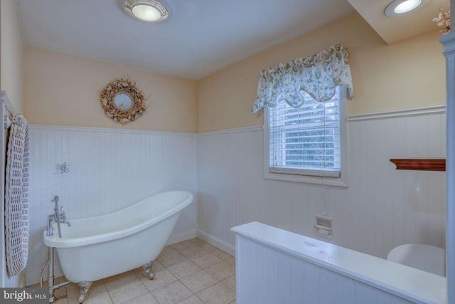 1078 SMITHBRIDGE, Glen Mills, PA 19342