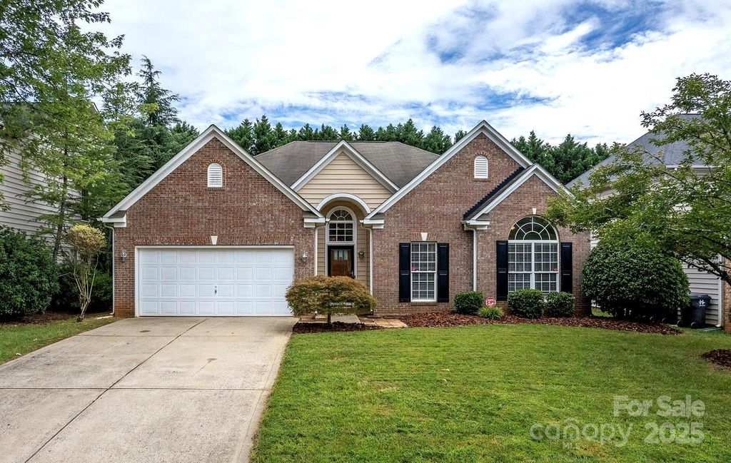 12602 Kemerton Lane, Huntersville, NC 28078