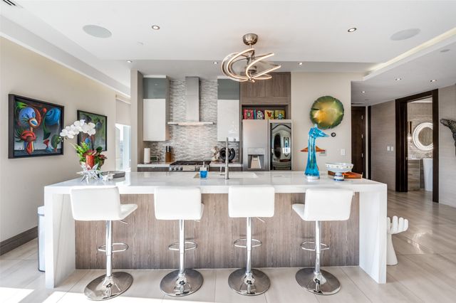 4005 Gaston Avenue PH1, Dallas, TX 75246