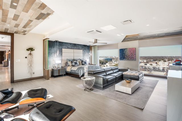 4005 Gaston Avenue PH1, Dallas, TX 75246