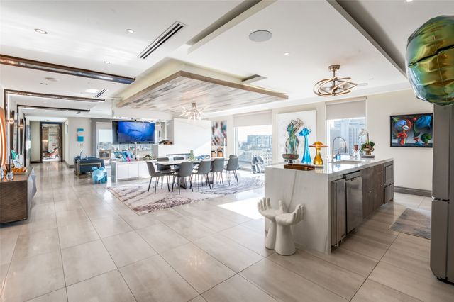 4005 Gaston Avenue PH1, Dallas, TX 75246