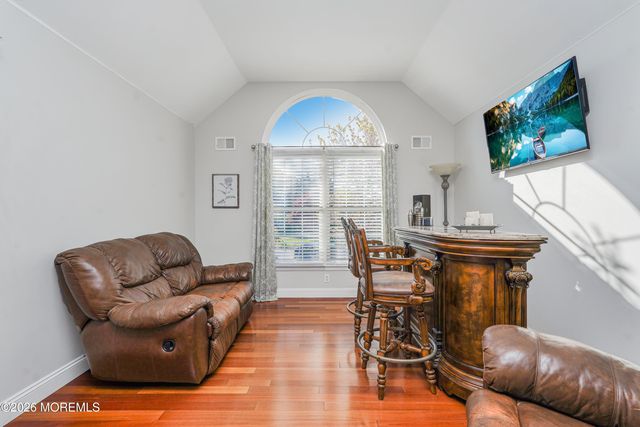 20 Thousand Oaks Terrace, Howell, NJ 07731
