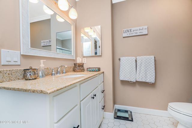 20 Thousand Oaks Terrace, Howell, NJ 07731