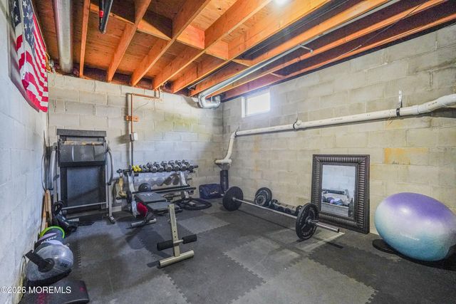 20 Thousand Oaks Terrace, Howell, NJ 07731