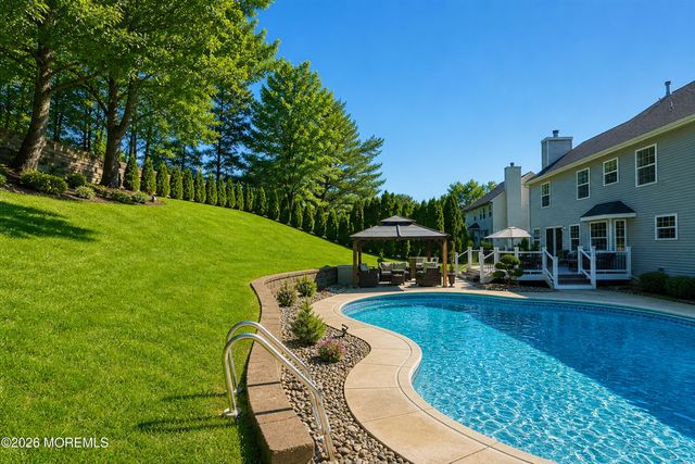 20 Thousand Oaks Terrace, Howell, NJ 07731