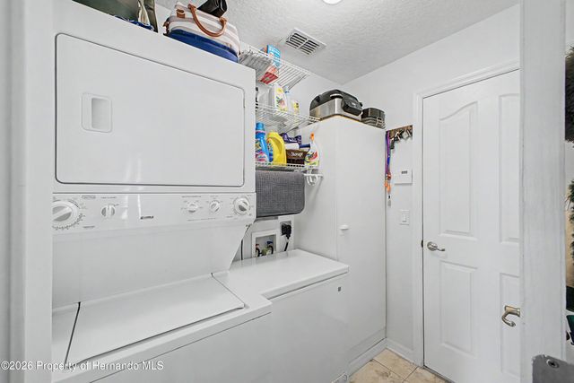 11351 Mississippi Kite Avenue, Weeki Wachee, FL 34614