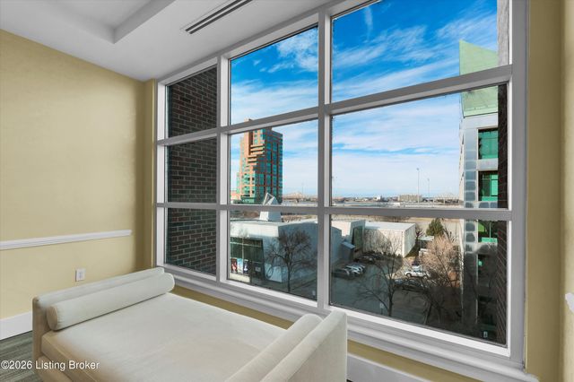 324 E Main St UNIT 404, Louisville, KY 40202