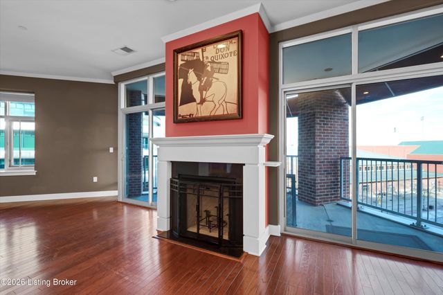 324 E Main St UNIT 404, Louisville, KY 40202