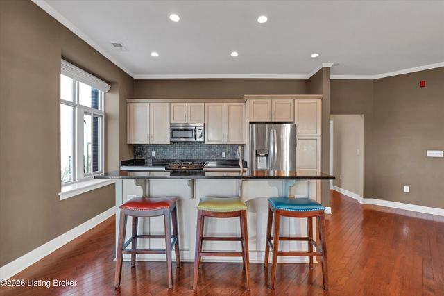 324 E Main St UNIT 404, Louisville, KY 40202