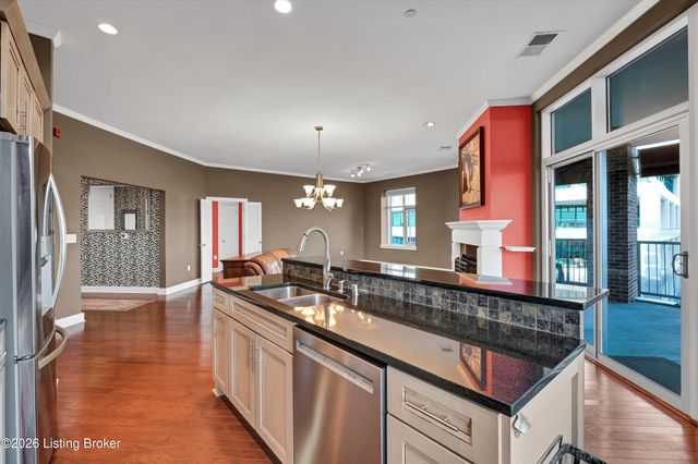 324 E Main St UNIT 404, Louisville, KY 40202