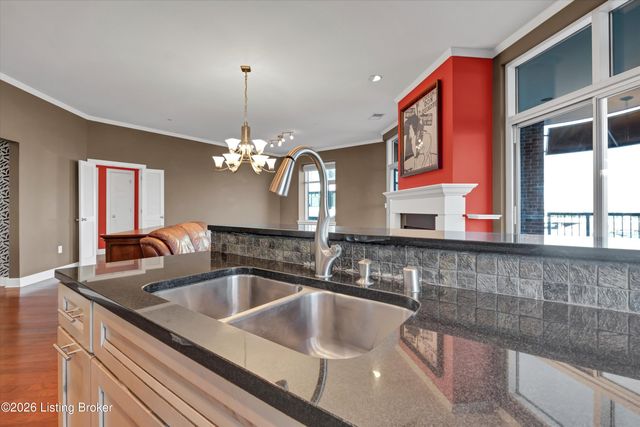 324 E Main St UNIT 404, Louisville, KY 40202